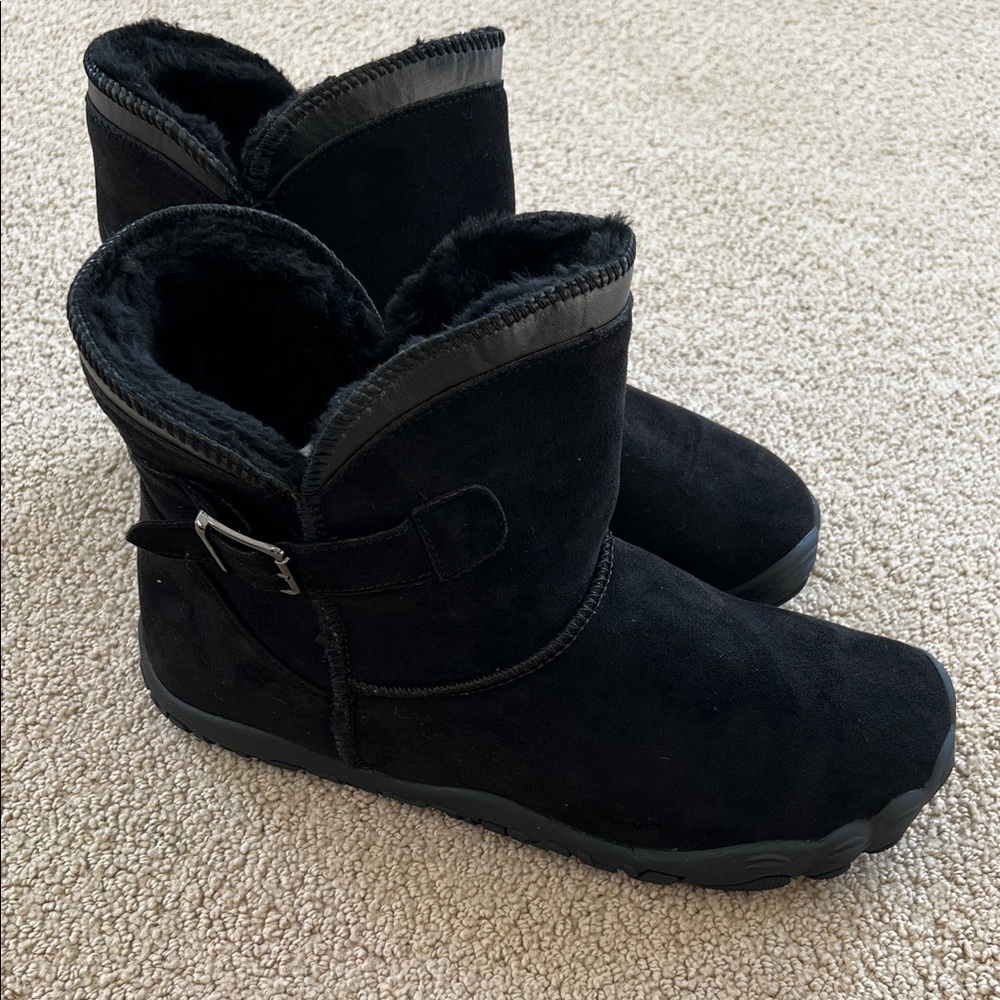 Hike Footwear Cozely Women’s Fur-Lined & Ergonomic Barefoot Shoes